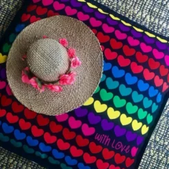 Colours Of Love Beanbag -AU Camping Equipment Sales NA xJhbLjxBp2 y Xa8gCThvA