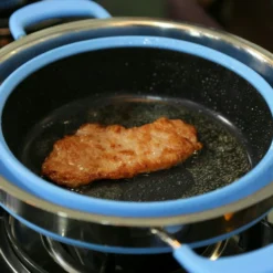 Non Stick 2.5L Collapsible Silicone Pot Medium 11 Non Stick 2.5L Collapsible Silicone Pot Medium -AU Camping Equipment Sales TY6bPc8uQZH9NX6tK3JeaGaqM 1