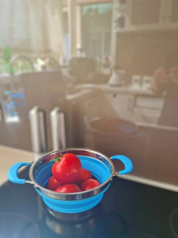 Non Stick 2.5L Collapsible Silicone Pot Medium 4 Non Stick 2.5L Collapsible Silicone Pot Medium - Image 2